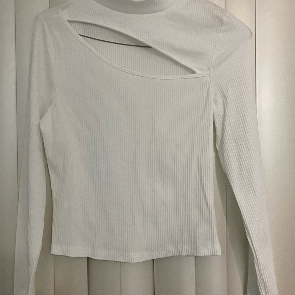 Elegant White Cut-Out Long Sleeve Top